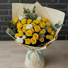 Букет цветов из:  Розы в Хурбе