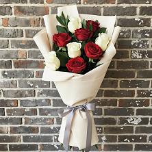 Букет цветов из:  Розы в Хурбе