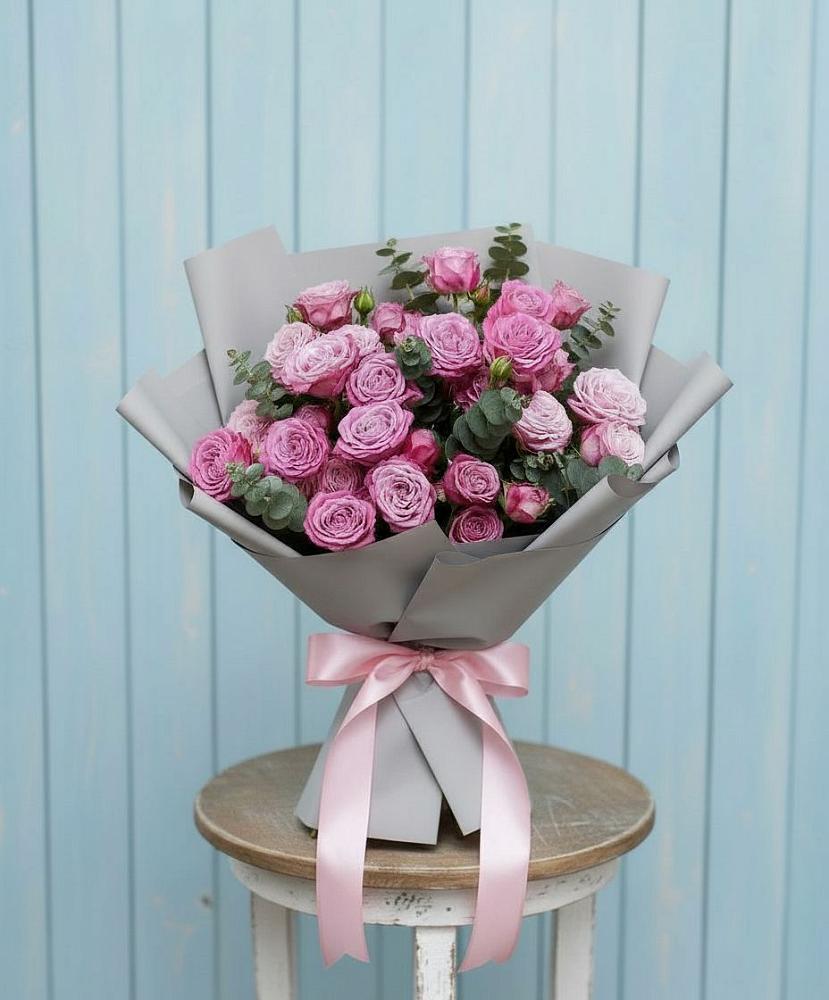 Букет цветов из: Розы в Хурбе