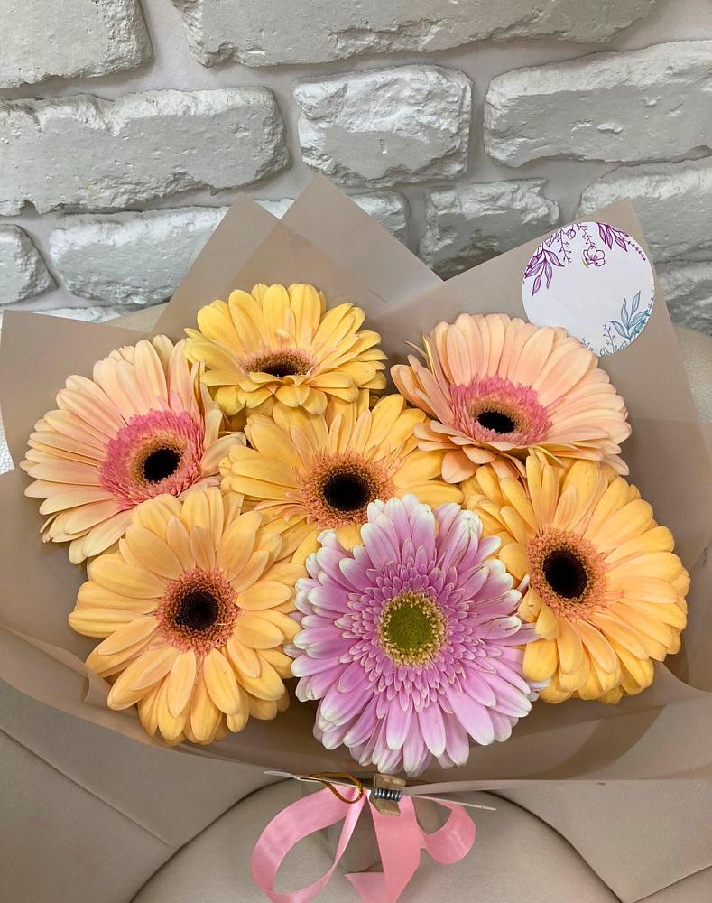 Букет цветов из: Герберы в Хурбе