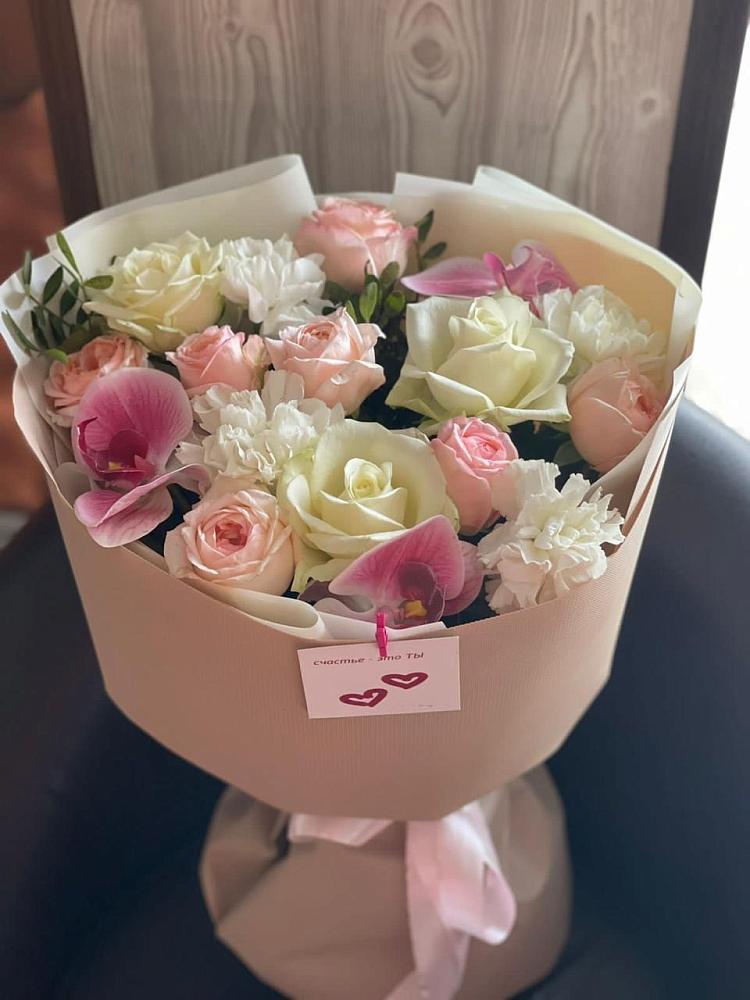 Букет цветов из: Орхидеи, Розы и Гвоздики в Хурбе