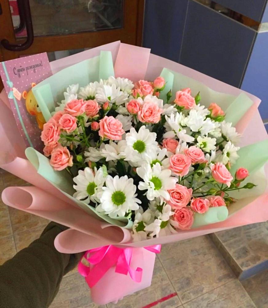 Букет цветов из: Розы и Хризантемы в Хурбе