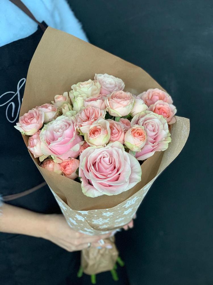 Букет цветов из: Хризантемы и Розы в Хурбе