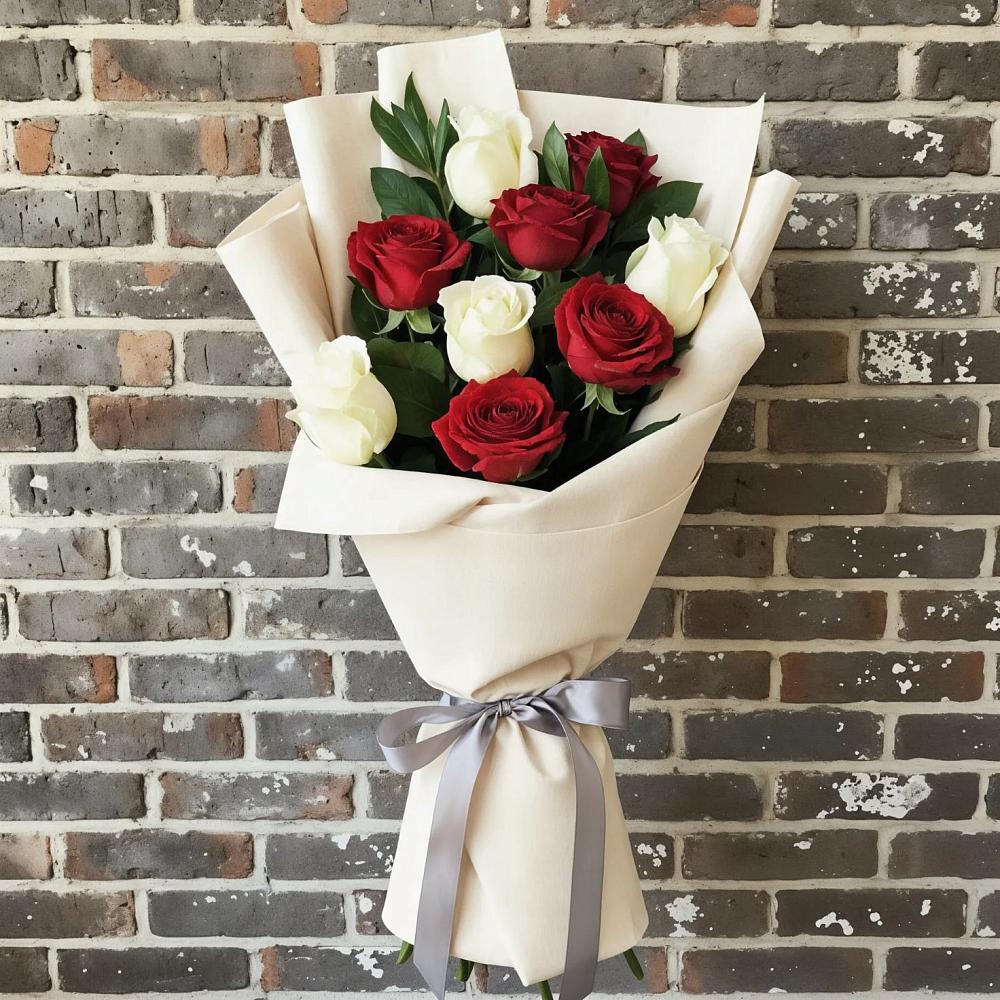 Букет цветов из: Розы в Хурбе