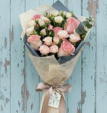Букет цветов из:  Розы в Хурбе