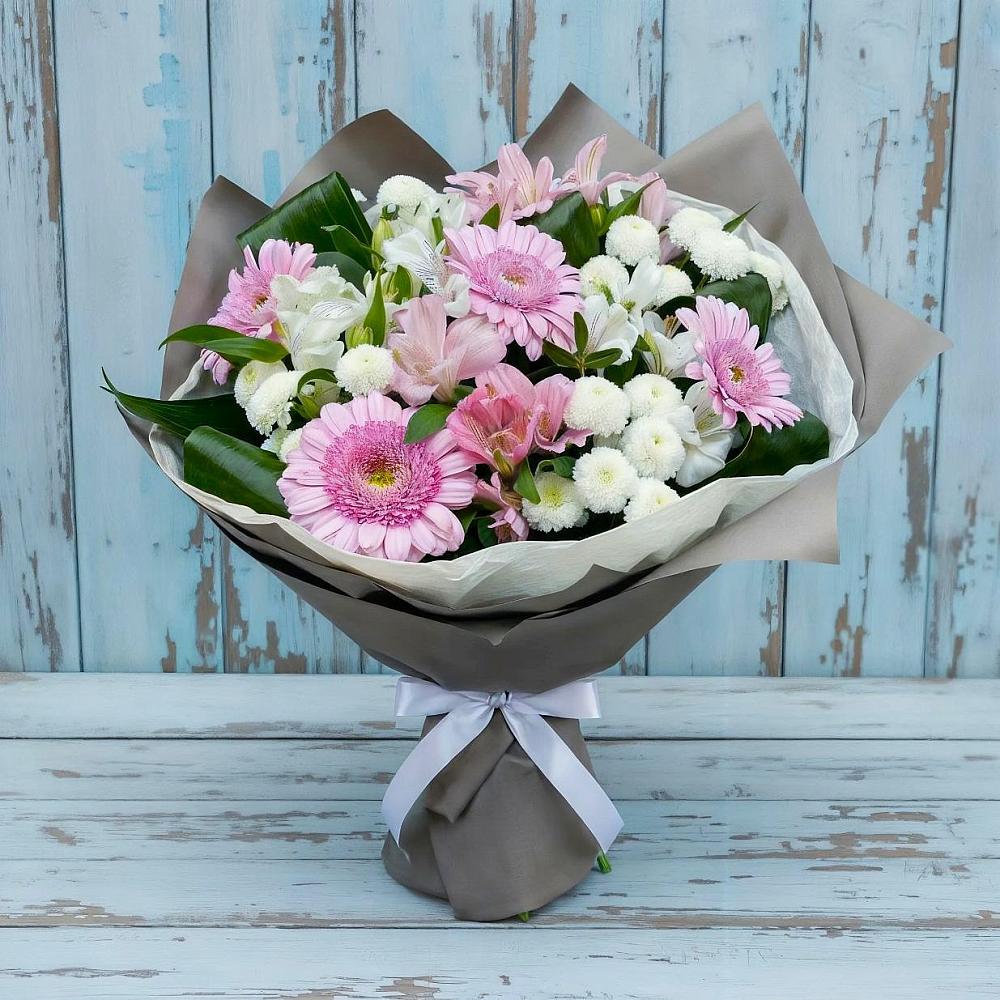 Букет цветов из: Герберы, Альстромерии и Хризантемы в Хурбе