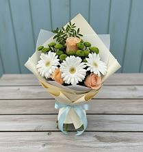 Букет цветов из:  Герберы, Розы и Хризантемы в Хурбе