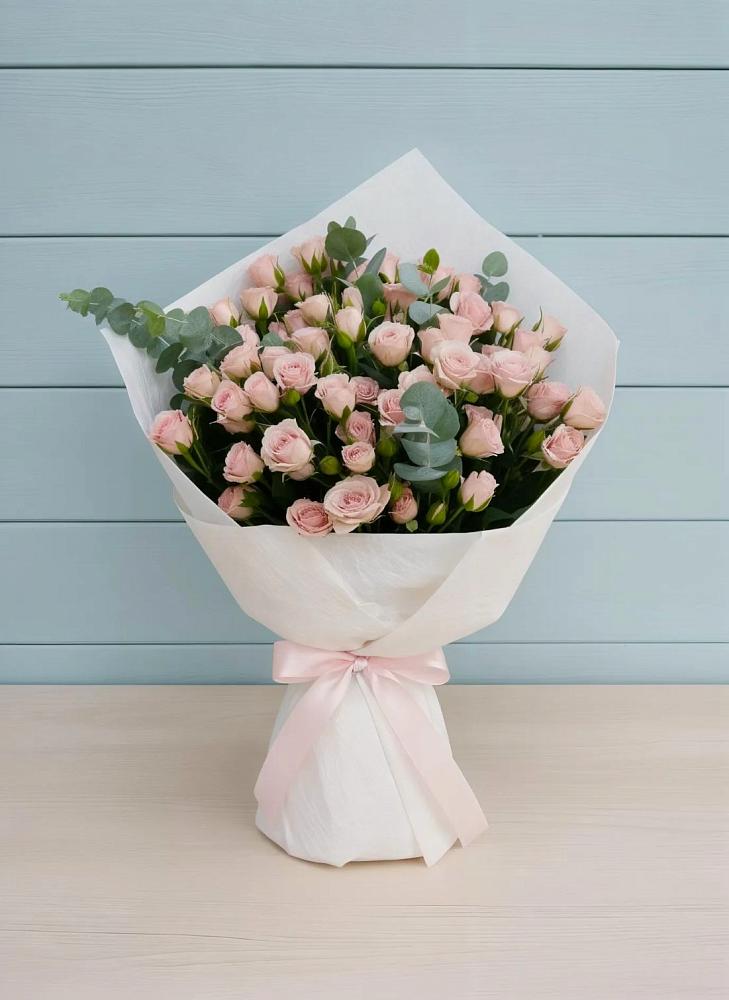 Букет цветов из: Розы в Хурбе