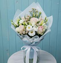 Букет цветов из:  Розы и Лизиантусы #REPLACE_PRED# Хурбе