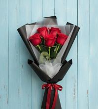 Букет цветов из:  Розы в Хурбе