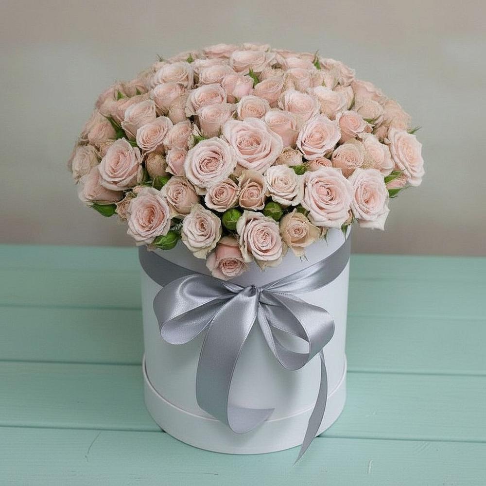 Цветочная композиция из Розы в шляпной коробке в Хурбе