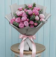 Букет цветов из:  Розы в Хурбе